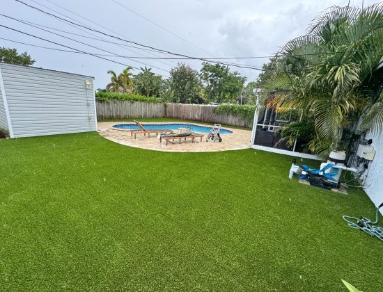 jupiter-synthetic-grass-cleaning-solutions