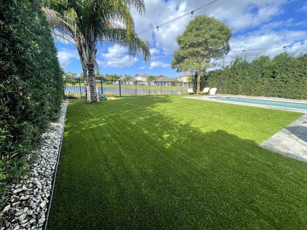 synthetic-grass-cleaning-jupiter
